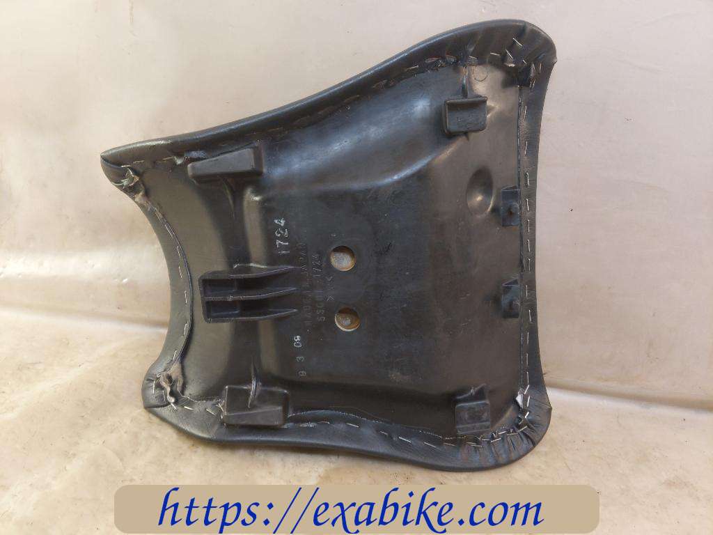 seat, front Kawasaki ZX9R - photo 3