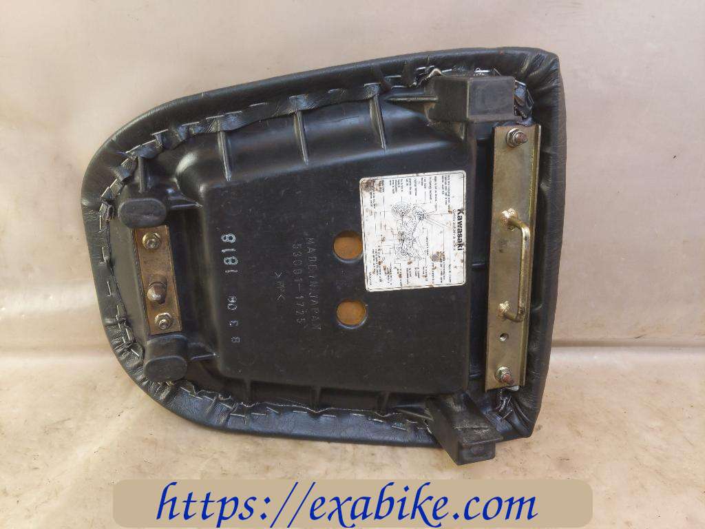 seat, rear Kawasaki ZX9R - photo 3