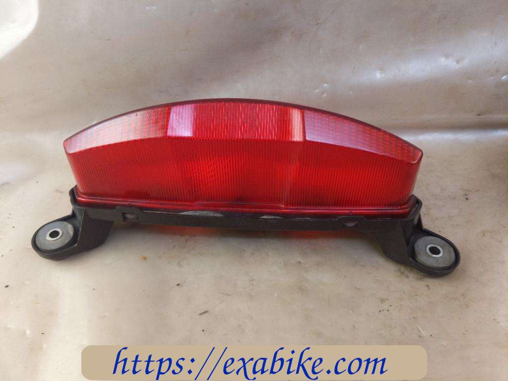 tail light Kawasaki ZX9R - photo 2