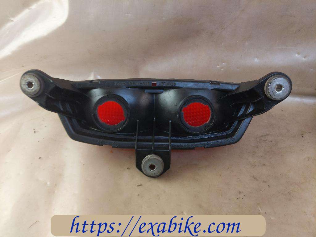tail light Kawasaki ZX9R - photo 3