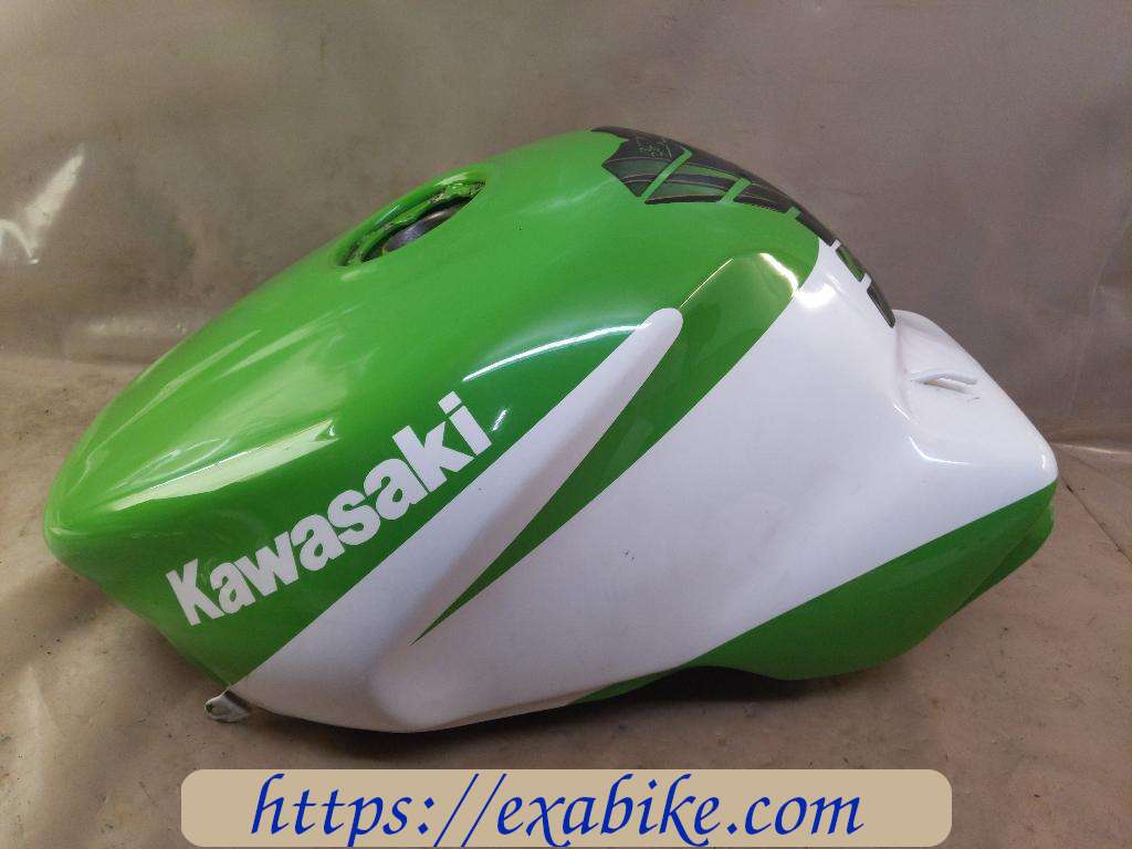 réservoir à essence Kawasaki ZX9R - photo 1