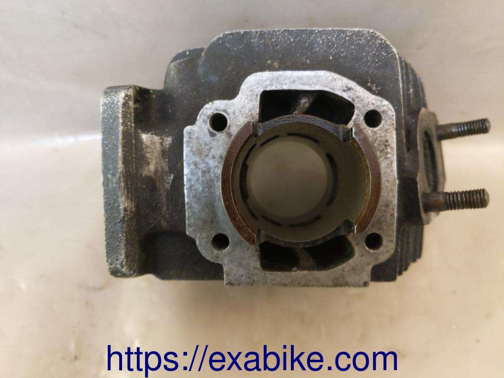 cylindre droit Yamaha RD 125 - photo 5