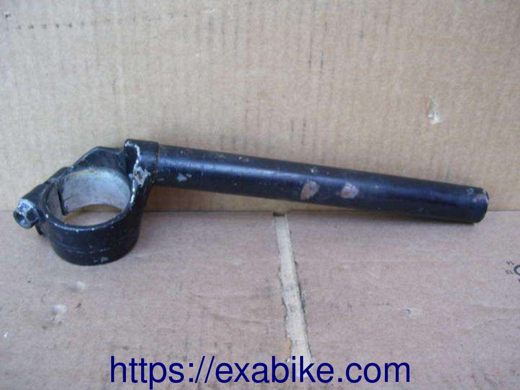 1/2 right handlebars Voir la photo ou référence modele a identifier - photo 1