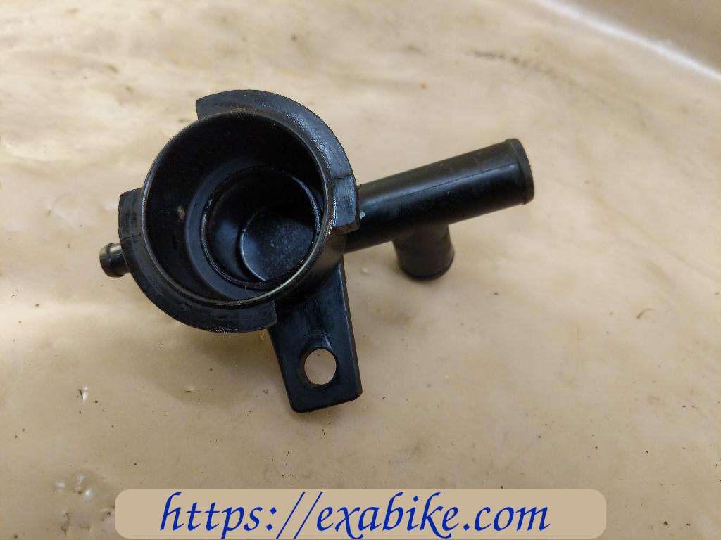filler neck Honda NSR 125 - photo 1