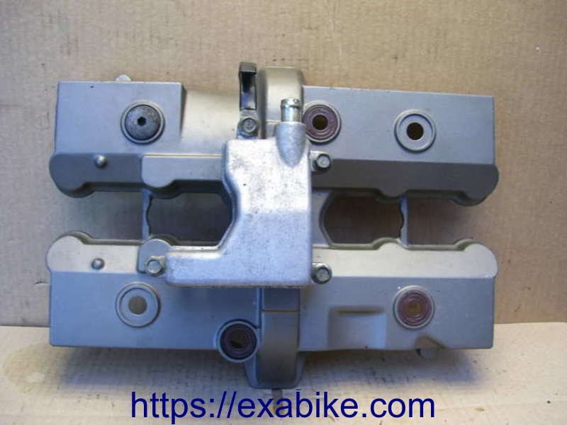 cylinder head cover Suzuki Bandit 400 - photo 1
