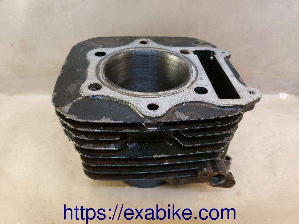 cylinder Suzuki DR 500 - photo 1
