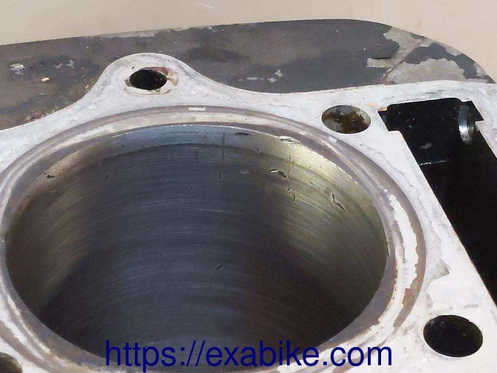 cylinder Suzuki DR 500 - photo 2