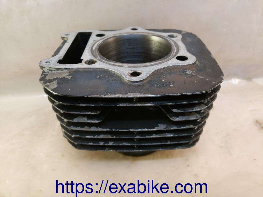 cylinder Suzuki DR 500 - photo 3