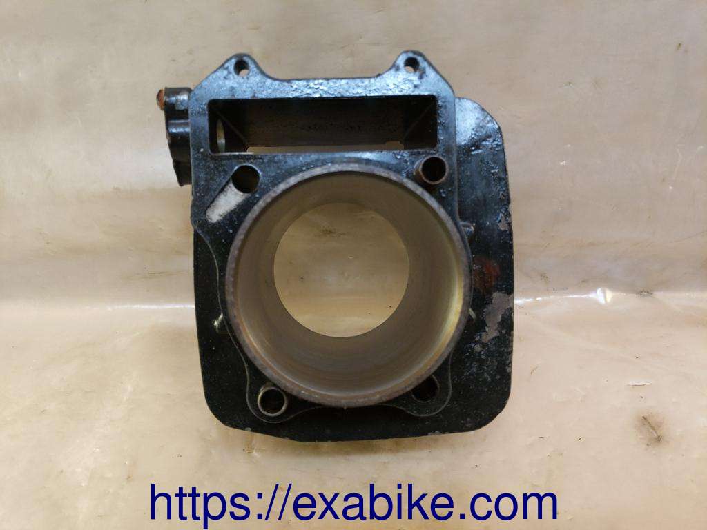 cylinder Suzuki DR 500 - photo 4