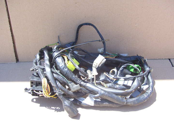 faisceau electrique Suzuki RF 600 - photo 1