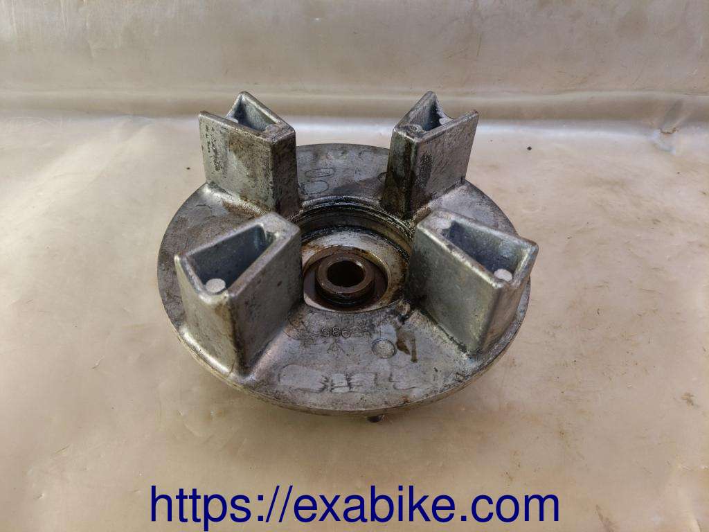 porte couronne (code KT8) Honda CBR 600 - photo 2