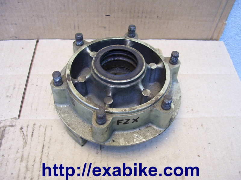 flange final driven Yamaha FZX 750 - photo 1