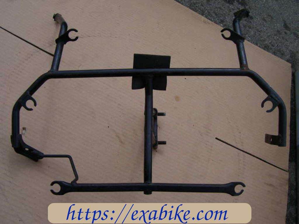 fairing bracket Yamaha 600 FZR - photo 1