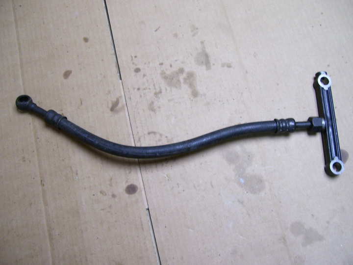 oil hose Voir la photo ou référence modele a identifier - photo 1