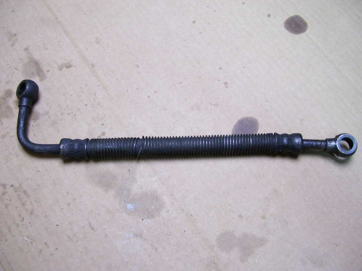 oil hose Voir la photo ou référence modele a identifier - photo 1