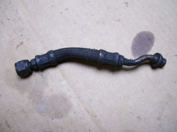 oil hose Voir la photo ou référence modele a identifier - photo 1