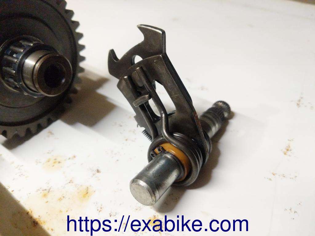 gearbox Kawasaki KLX 650 - photo 5