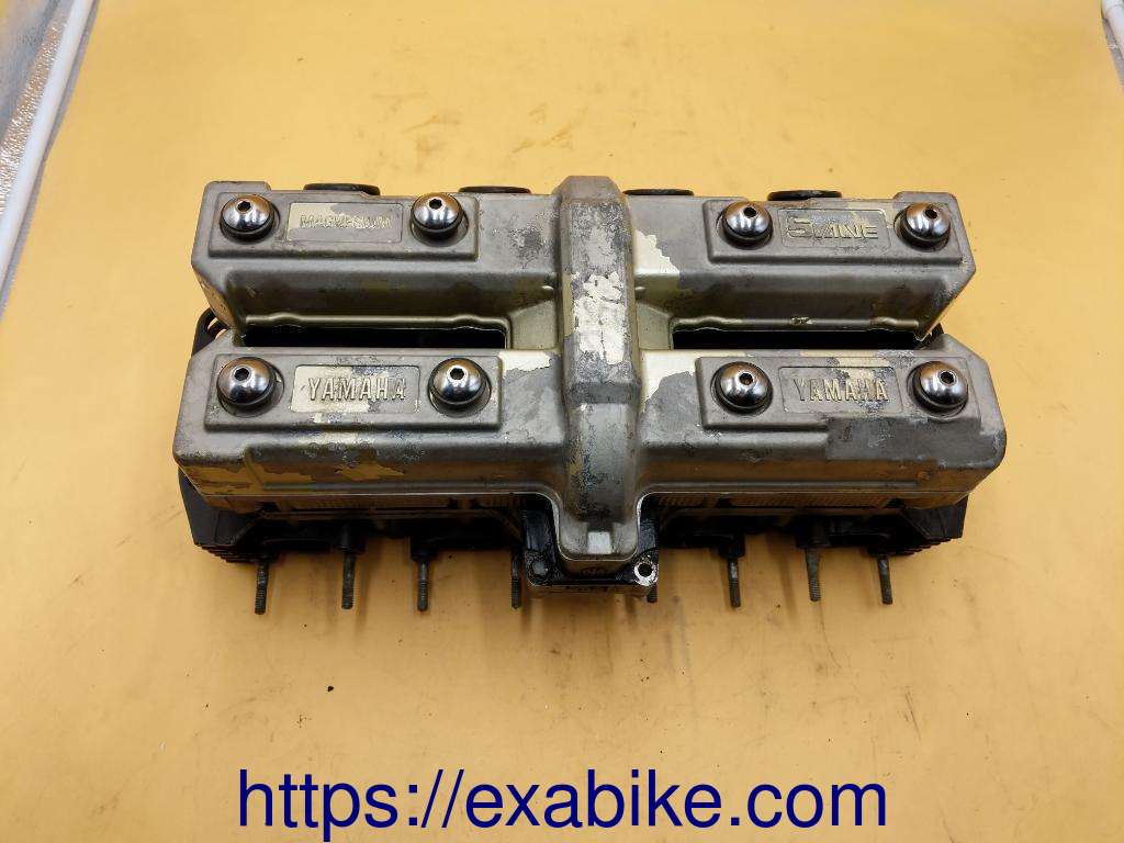 cylinder head Yamaha FZX 750 - photo 6