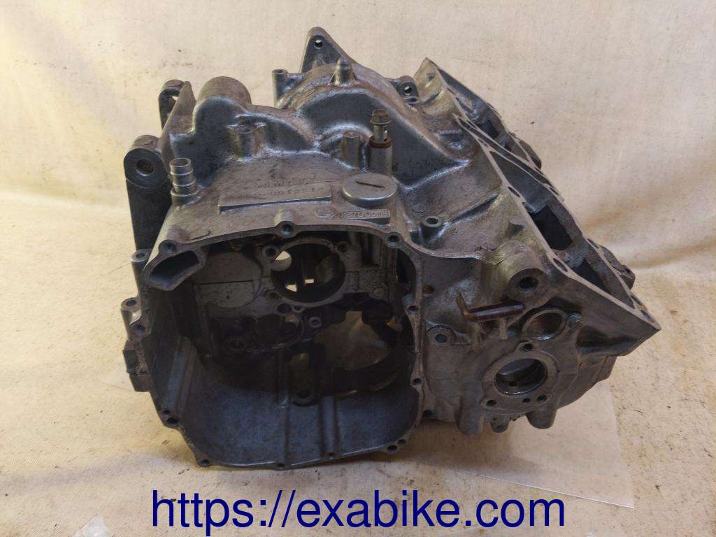 carter moteur Yamaha YZF 750 - photo 3