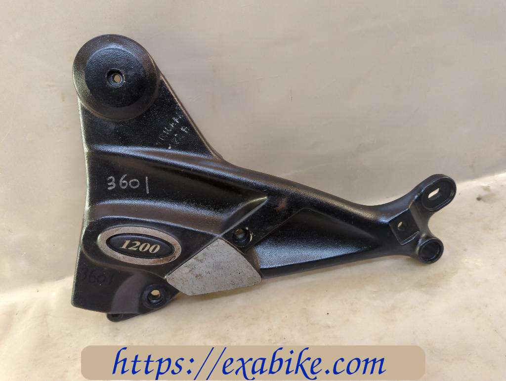 left older step Triumph Trophy 1200 - photo 1