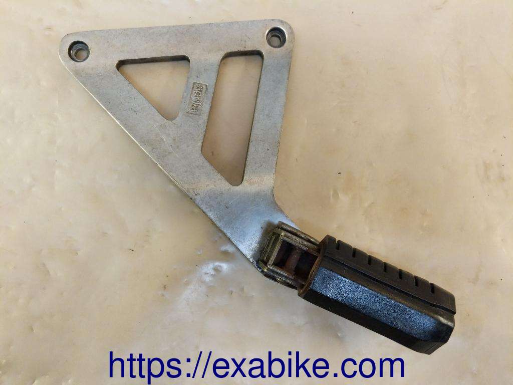 rear left older step with footrest Aprilia 125 Tuareg - photo 1