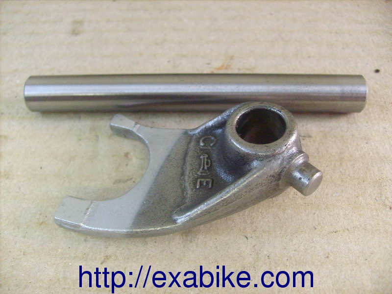 gearbox fork Honda CG 125 - photo 1