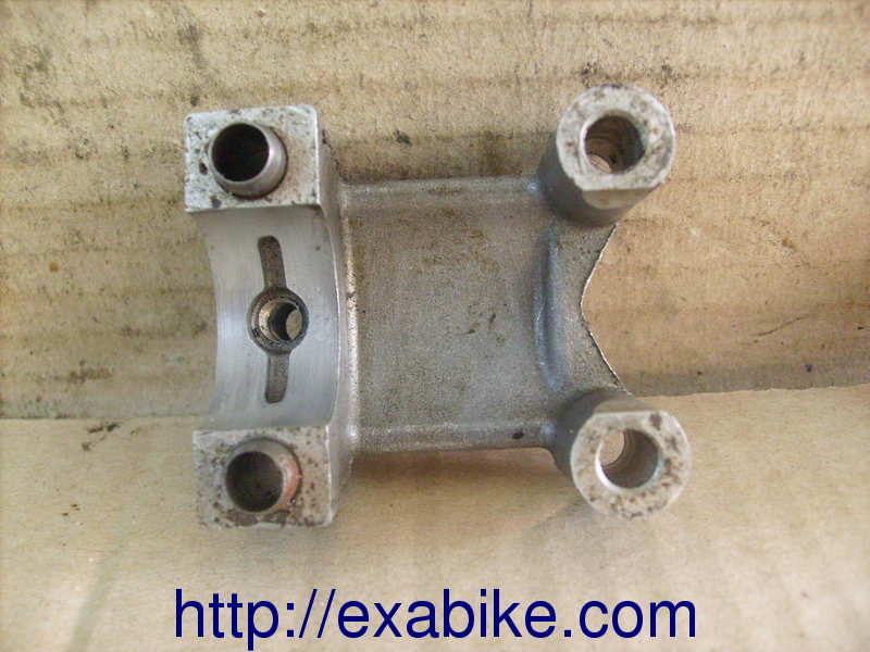 camshaft holder Yamaha YZF 750 - photo 2