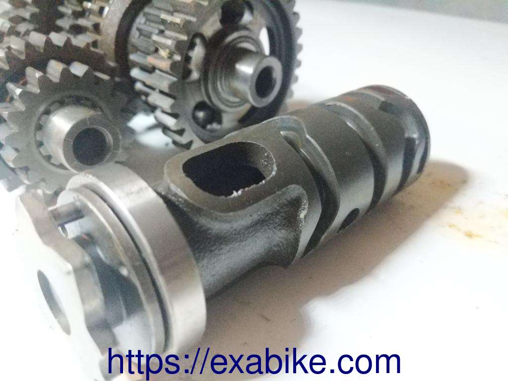 gearbox Honda NTV 650 REVERE - photo 4