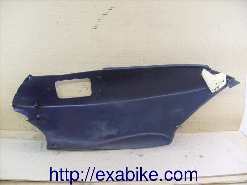 habillage latéral Yamaha 125 Majesty - photo 2