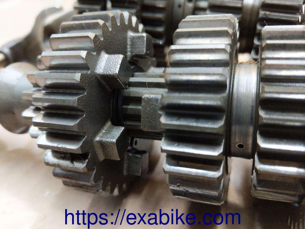 boite de vitesses Yamaha BT 1100 Bulldog - photo 2