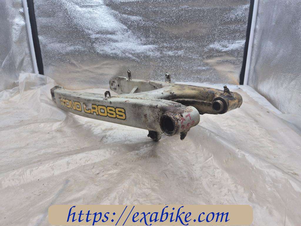 swingarm Yamaha XT 350 - photo 3