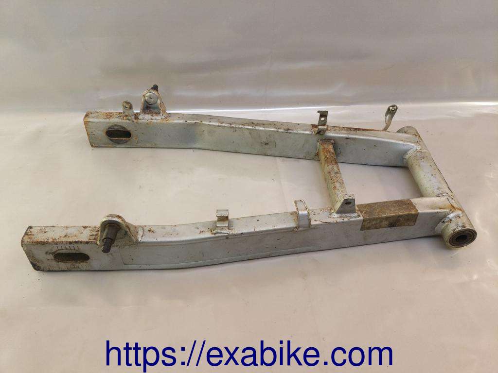 swingarm Yamaha FZX 750 - photo 1