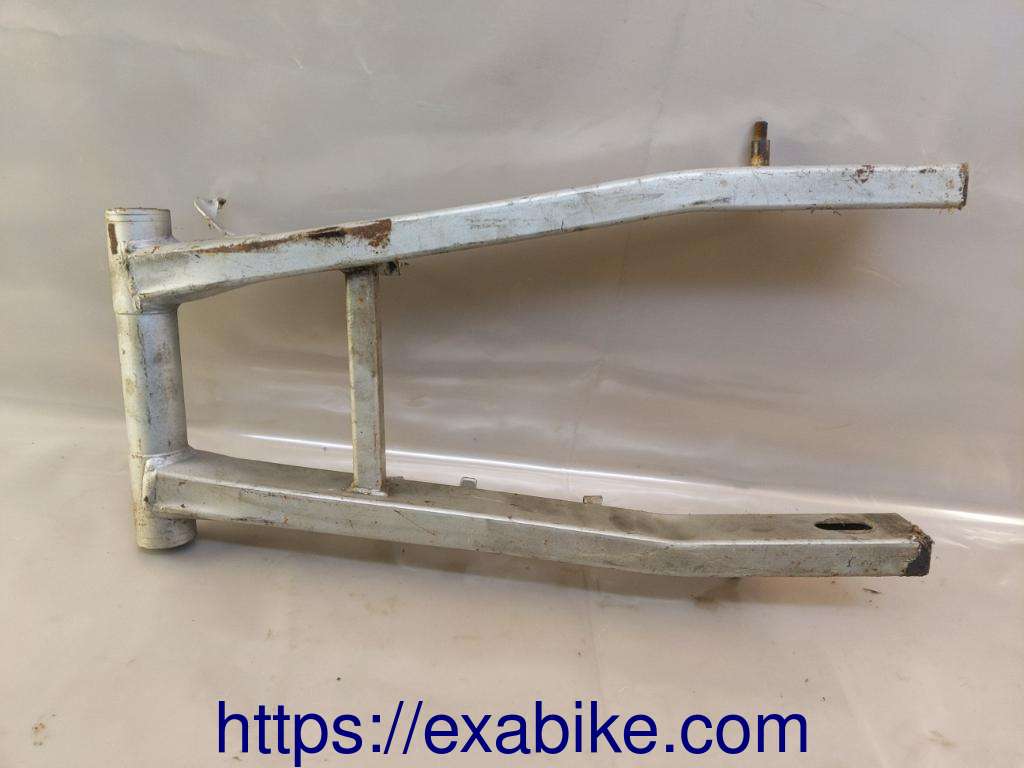 swingarm Yamaha FZX 750 - photo 3