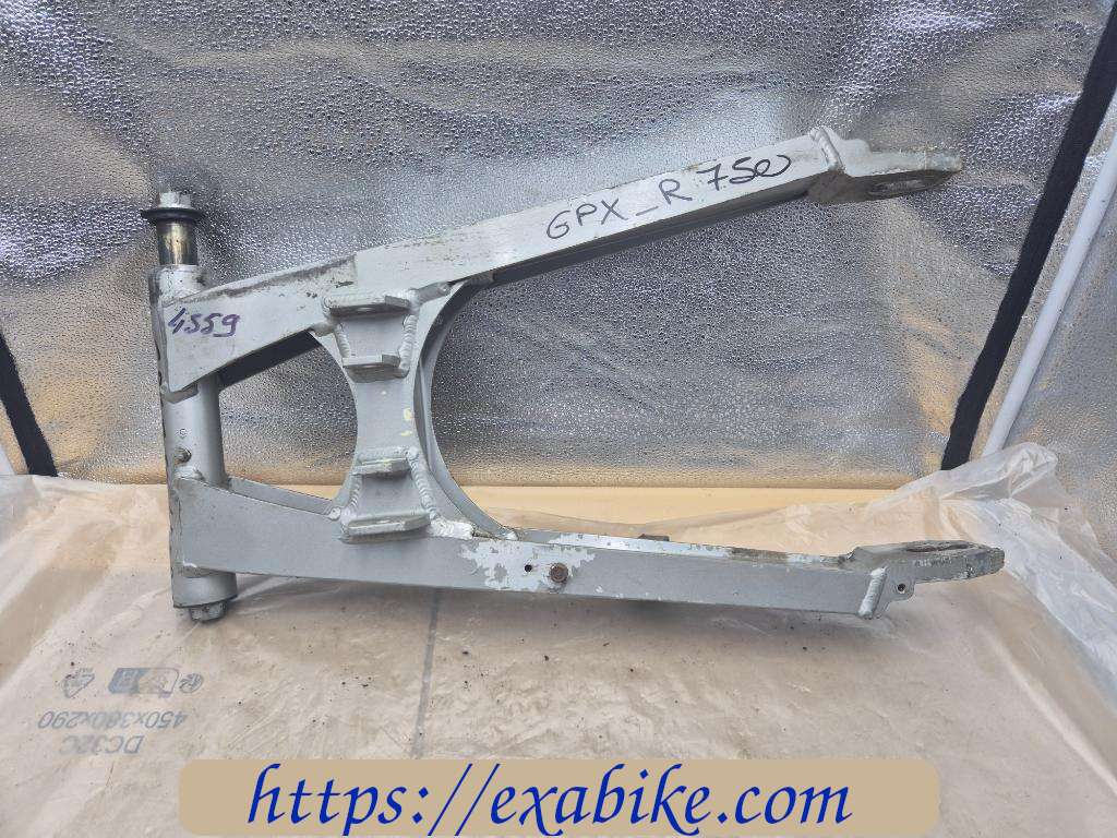 swingarm Kawasaki GPX 750 - photo 1