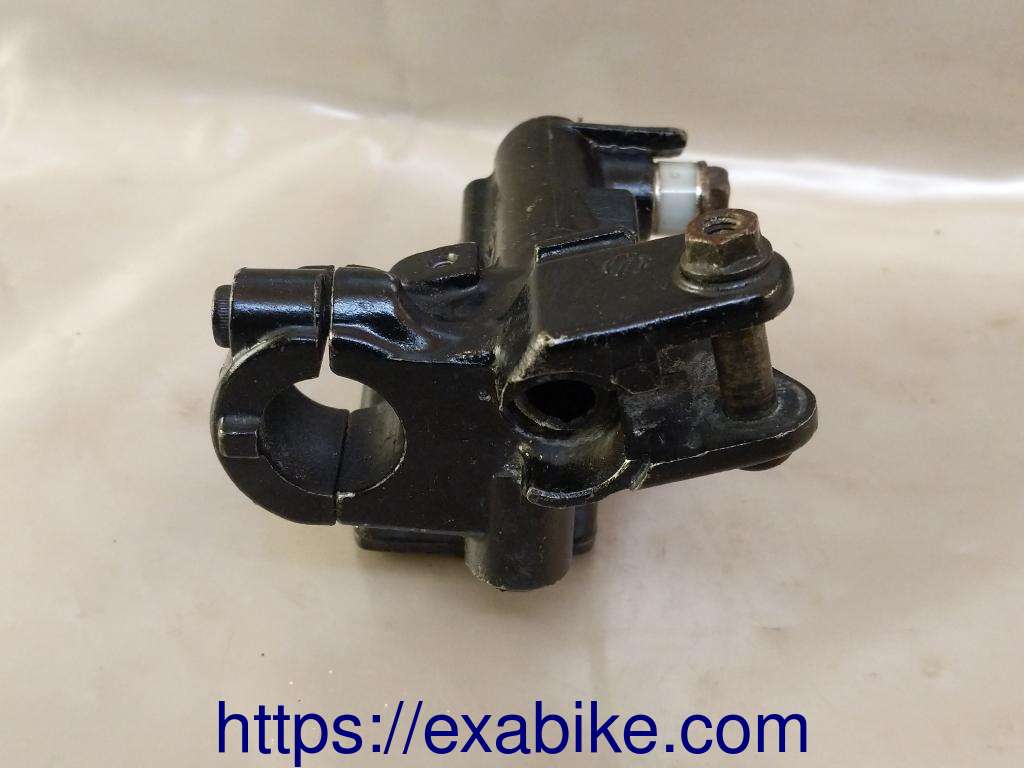 clutch master cylinder Kawasaki ZZR 1100 - photo 3