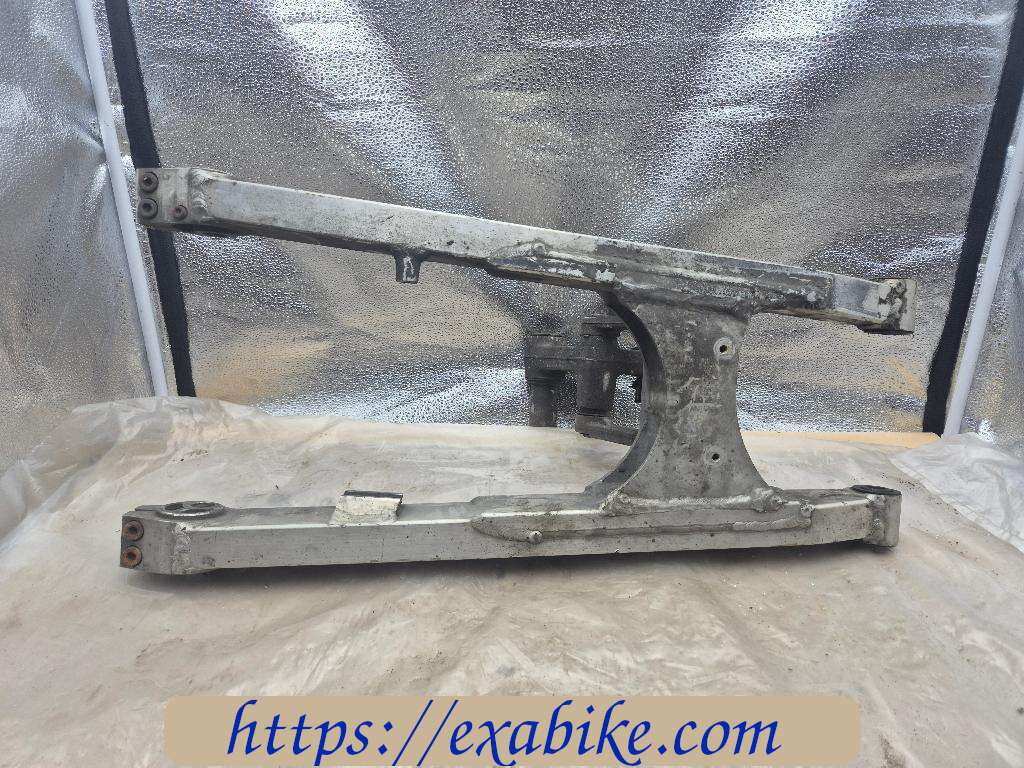 swingarm Kawasaki KLR 600 - photo 2