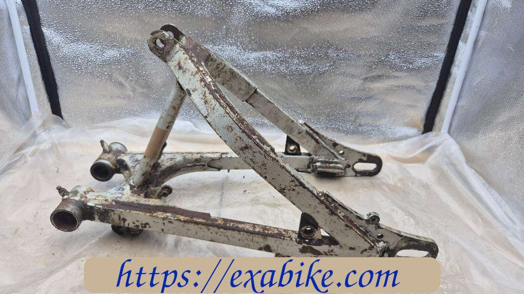swingarm Yamaha DTLC 125 - photo 1