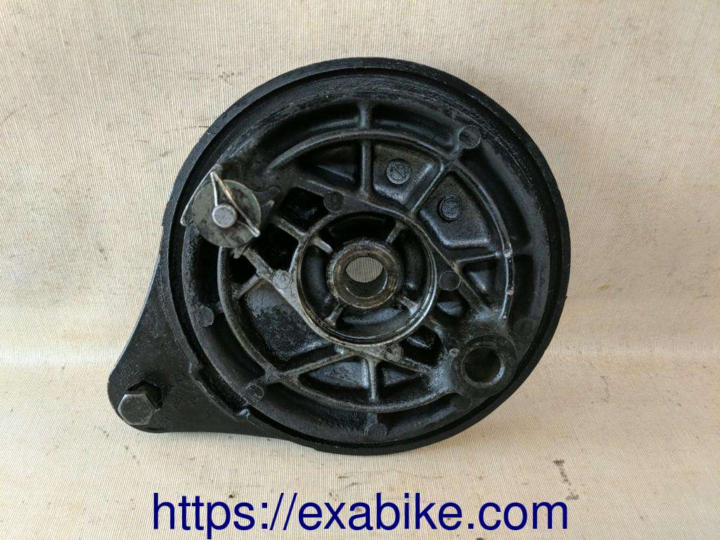 rear brake panel Honda VT500E - photo 2