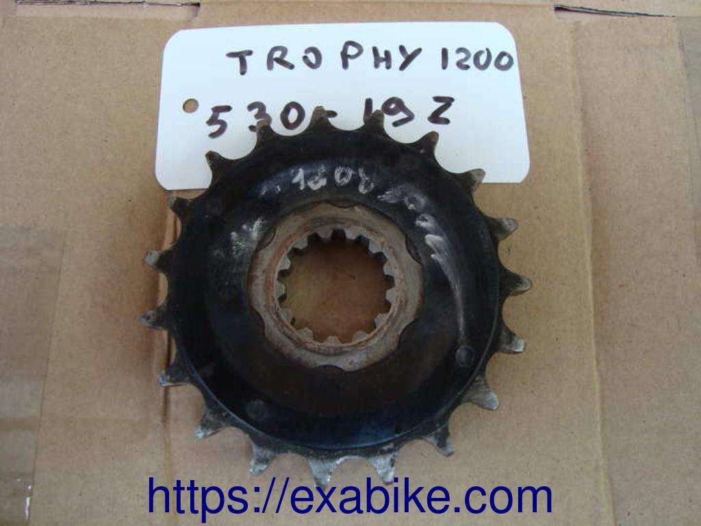 pignon de sortie de boite Triumph Trophy 1200 - photo 1