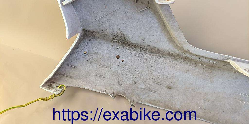 left rear cowl Suzuki GSXR 750 - photo 6