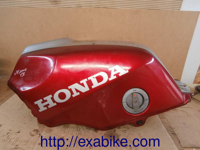 reservoir à essence Honda VF1000F - photo 2