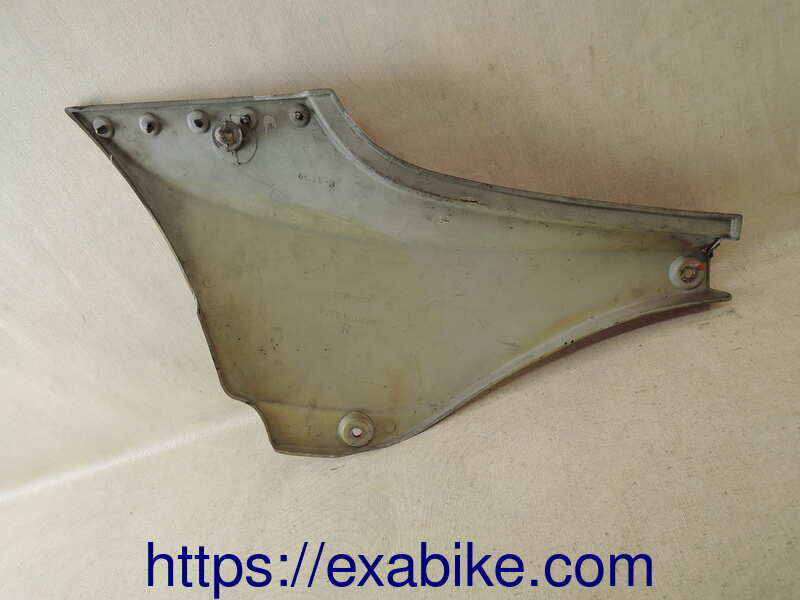 right cover Kawasaki GPZ 400 ZX - photo 2