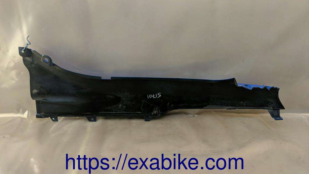 right rear cowl Suzuki GSXF 750 - photo 3