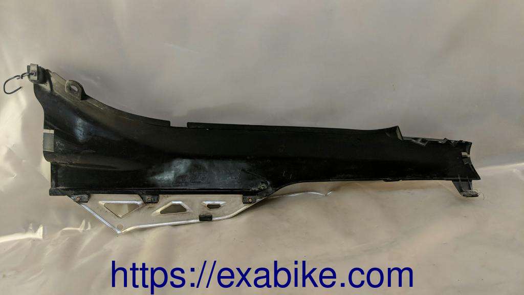 right rear cowl Suzuki GSXF 750 - photo 2