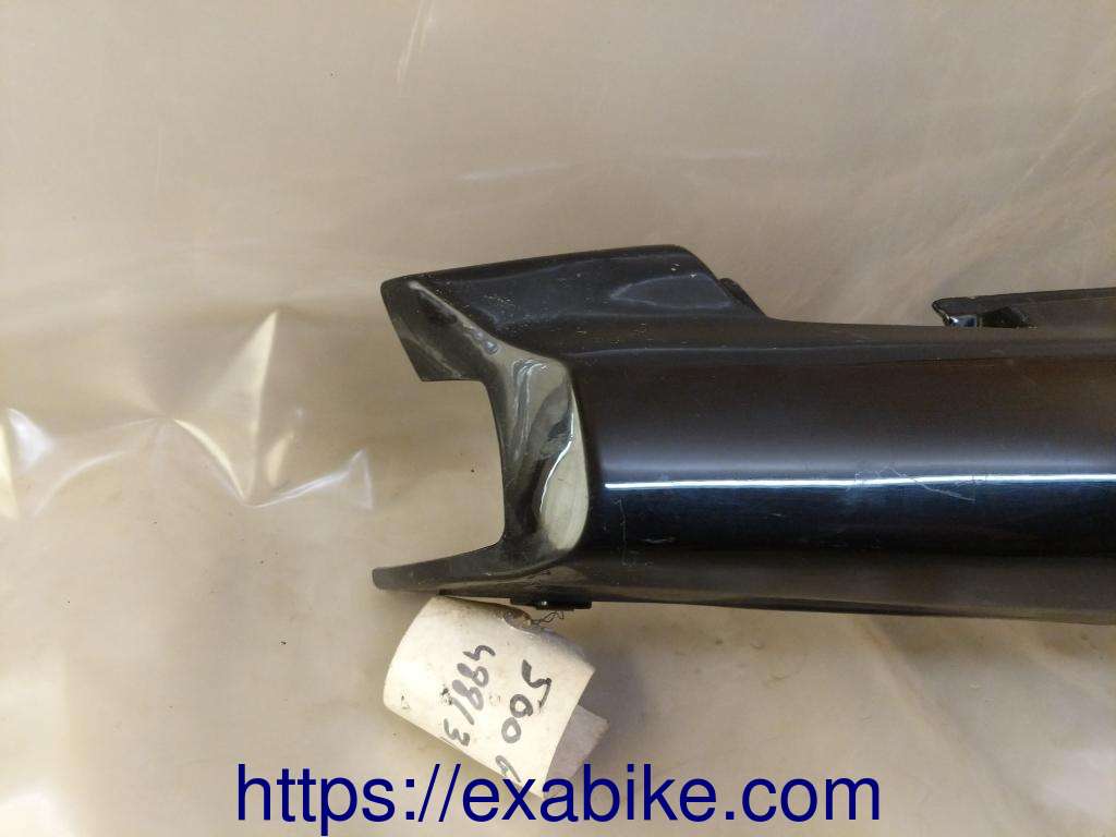 flanc arrière droit Kawasaki GPZ 500 - photo 2