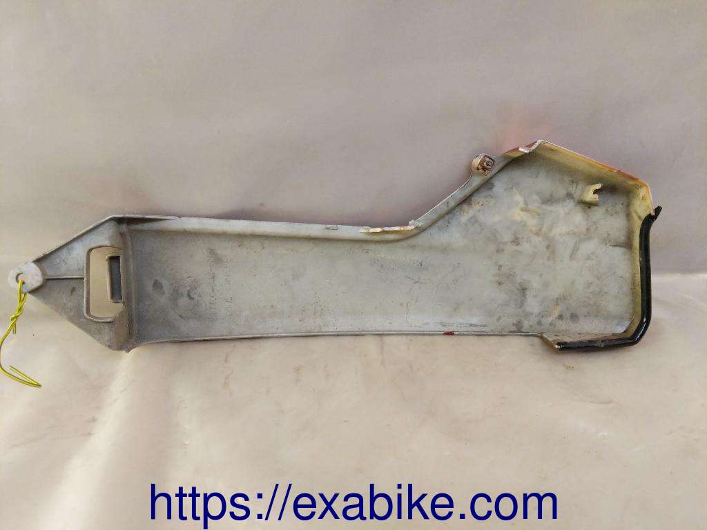 right rear cowl Honda VF1000F - photo 4