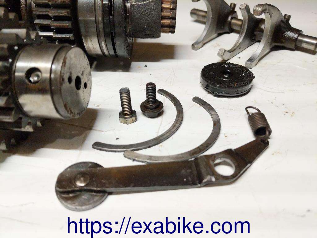 gearbox Suzuki GSE 500 - photo 8