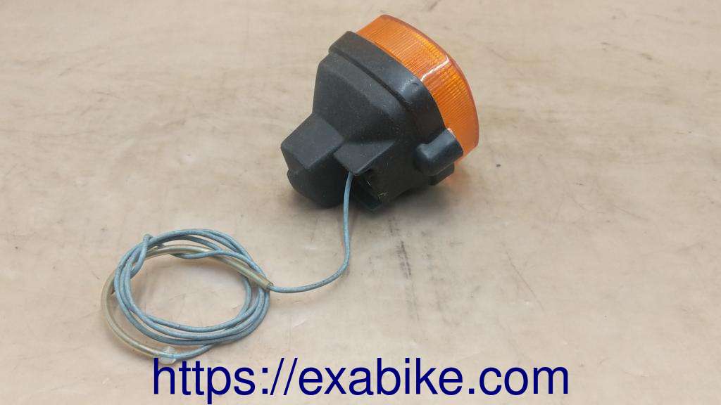 front turn signal Honda XLS 125 - photo 2