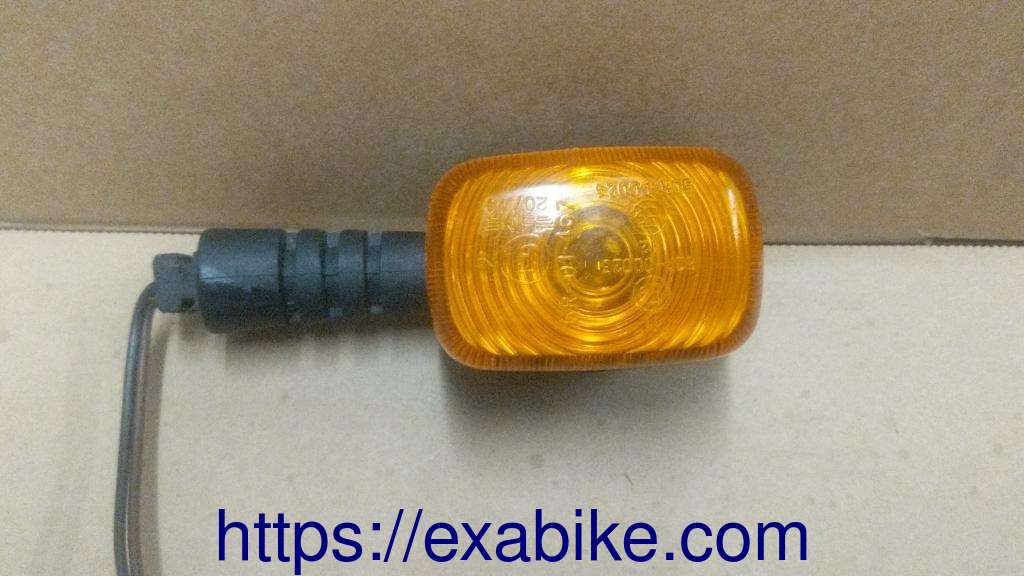 clignotant Yamaha modele a identifier - photo 1