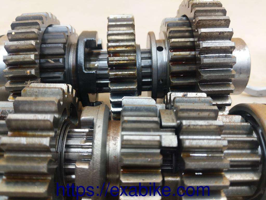 gearbox Kawasaki ZR-7 - photo 2